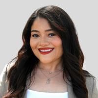 Juliana Gonzalez at CrossCountry Mortgage - Inside Loan Originator/ Loan Officer Assistant | NMLS #2802205 in Cleveland, OH