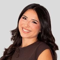 Jennifer Correa at CrossCountry Mortgage - Outside Loan Originator | NMLS #2027767 in Chicago, IL