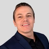 Cristhian Wigand at CrossCountry Mortgage - Senior Loan Officer | NMLS #473969 in North Bethesda, MD