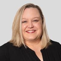 Kari Benshoof at CrossCountry Mortgage - Senior Loan Officer | NMLS #947218 in Lake Oswego, OR