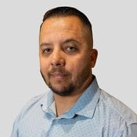 Oscar Fuentes at CrossCountry Mortgage - Loan Officer | NMLS #1984690 in Scottsdale, AZ