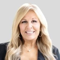 Dawn Kelly at CrossCountry Mortgage - Loan Officer | NMLS #86482 in Myrtle Beach, SC