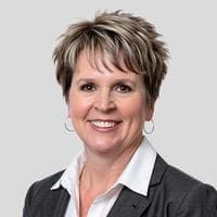Kristi McCloud at CrossCountry Mortgage - Senior Loan Officer | NMLS #1019720 in Williston, ND
