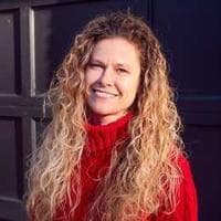 Melanie Bueker - Agent in Kingsport, TN