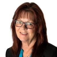 Wendy Lewis - Sales Associate in Mentor, OH