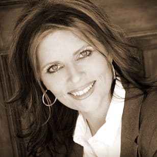 Joleen Paiz - Gallery Photo
