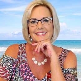 Traci Pearson - Gallery Photo