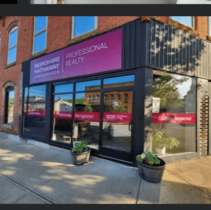 Cinda Erickson - Gallery Photo
