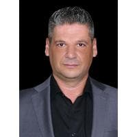 Oren Ovadia - realtor(r) in Calabasas, CA
