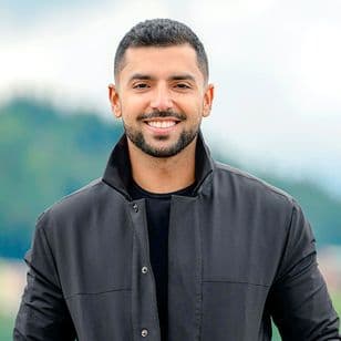 Sy Hashimi - Gallery Photo
