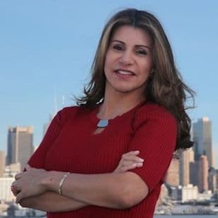 Grace Gomes - Gallery Photo