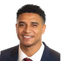 New American Funding - Jullian Moss - Sr. Loan Officer | NMLS # 2036854 in Santa Ana, CA