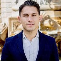 New American Funding - Daniel Arias - Branch Manager | NMLS # 461805 in Pasadena, CA