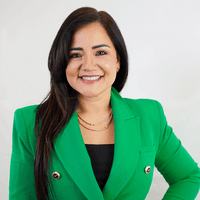New American Funding - Lina Arcila - Loan Consultant | NMLS # 379615 in Orlando, FL