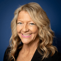 New American Funding - Crista Roaf - Loan Consultant | NMLS # 1991721 in Clackamas, OR