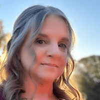 New American Funding - Debbie Logan - Partnership - Clarksville-McClardy in Clarksville, TN