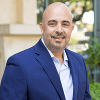 New American Funding - Ruben Camacho - Sales Manager | NMLS # 1390610 in Orlando, FL