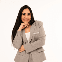 Esmeralda Gonzalez - Sales Manager in Suwanee, GA