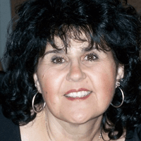 New American Funding - Terry Viera-Podorski - Sales Manager | NMLS # 453640 in Palmdale, CA