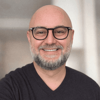 New American Funding - Nader Kiarang - Branch Manager | NMLS # 626118 in Phoenix, AZ