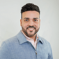 New American Funding - Rau Hernandez, MBA - Branch Manager | NMLS# 619301 in Orlando, FL