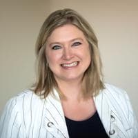 New American Funding - Tanya Olson - Loan Consultant | NMLS # 1235578 in Chaska, MN