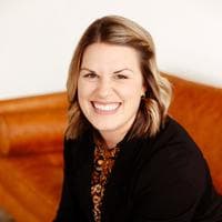 Molly Stinson - Mortgage Advisor in Clackamas, OR