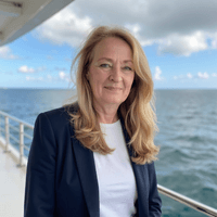 Lori Lincoln - Real Estate Agent in Fall River, MA