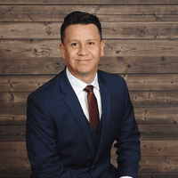 Rob Morales Corona - Broker in St Charles, IL