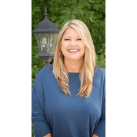 Cricket Hinton - Associate Broker in Hendersonville, TN