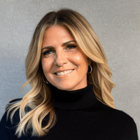 Stacy McFadden, Signature Premier Properties - Residential & Commercial REALTOR | Long Island | Buyers & Sellers | Mixed‑Use & Investment Property Expert in Babylon, NY