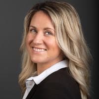 Sarah Dawson - Broker in Lake Oswego, OR