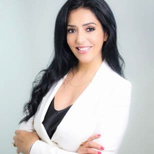 Krystal De La Fuente - Gallery Photo