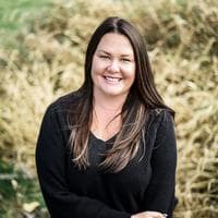 Abbey Roseland - Real Estate Broker in Diamond, IL