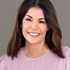 Lisa Barrows - Gallery Photo