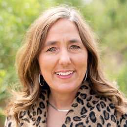 Susan Kalisiak - Gallery Photo