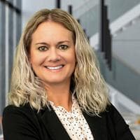Courtney J. Sinisi - Associate in Oak Lawn, IL