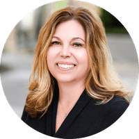 Kristi Denahan - Escrow Officer in Portland, OR