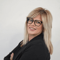 Patti Utz - Escrow Officer in Turlock, CA