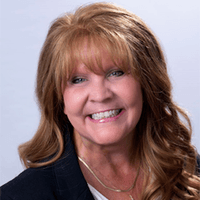 Renee Williams - Senior Mortgage Banker | NMLS# 287552 in McPherson, KS