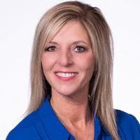 Amy Luebbering - Senior Mortgage Banker | NMLS# 525940 in Jefferson City, MO