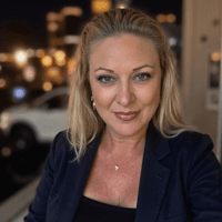 Angie Wright - Loan Officer | NMLS #2411325 in Destin, FL