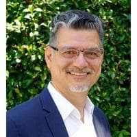 Julian Munoz - Associate in Burbank, CA
