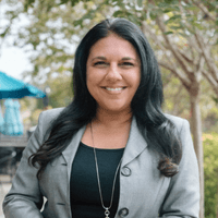 Natasha Dykes - Loan Originator // NMLS #732420 in Tavares, FL