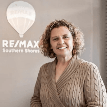 Ali Ferrari Realtor RE/MAX Southern Shores - Gallery Photo