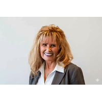 Marlene Castagna - Licensed Real Estate Broker in Woodstock, IL