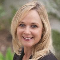 Dee Ann Estupinian - Sr. Loan Officer |NMLS# 236395 in Redlands, CA