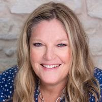 Jennifer Patrick - Loan Officer | NMLS # 267972 in Granbury, TX