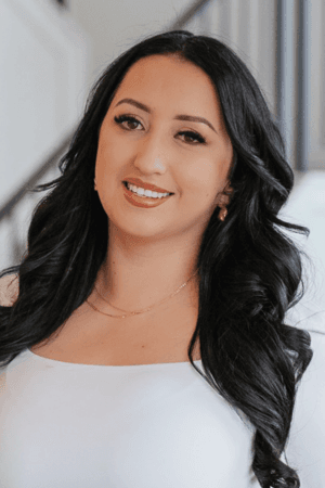 Angie Martinez - Loan Officer in Cottonwood Heights, UT