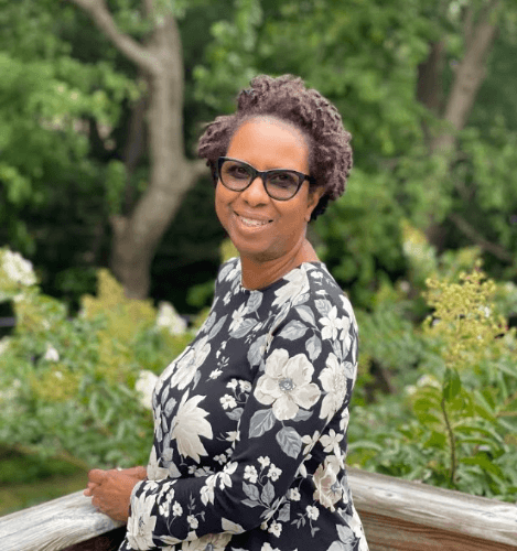Dian Kelly - Sales Representative in Smithtown, NY